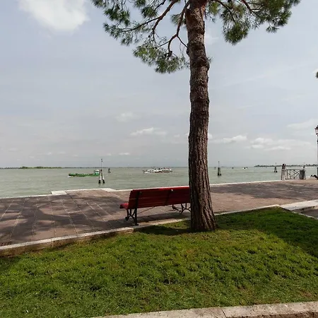 Blue Lagoon * Venice